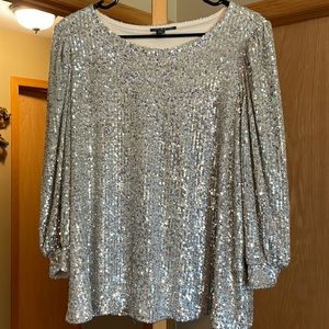 1X Sequin 3/4 sleeved top